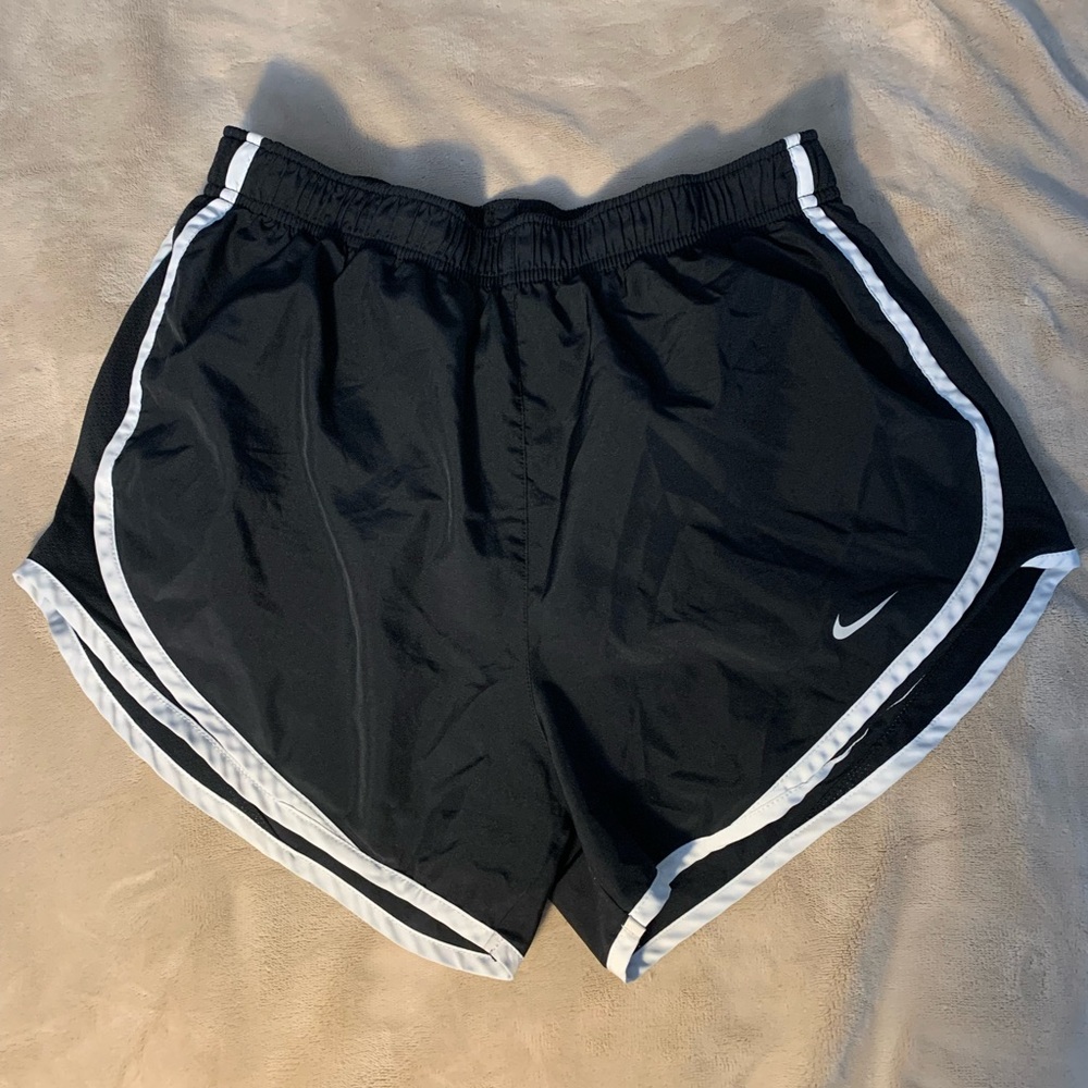Nike Black and White Athletic Shorts Lightweight Design